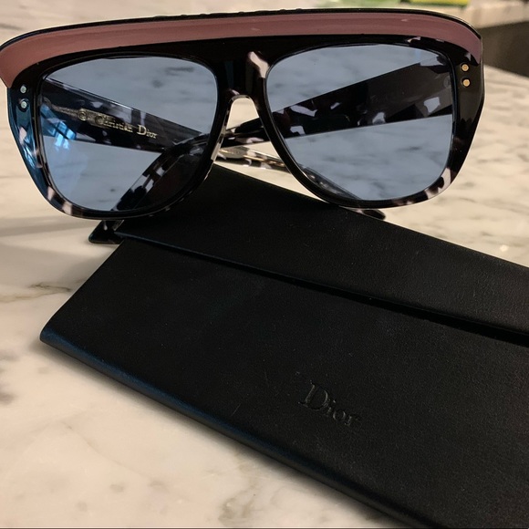 Dior - Picture 2 of 3